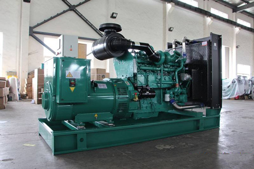 莲池320kw康明斯柴油发电车出租组图片 莲池320kw康明斯柴油发电车出租组图片